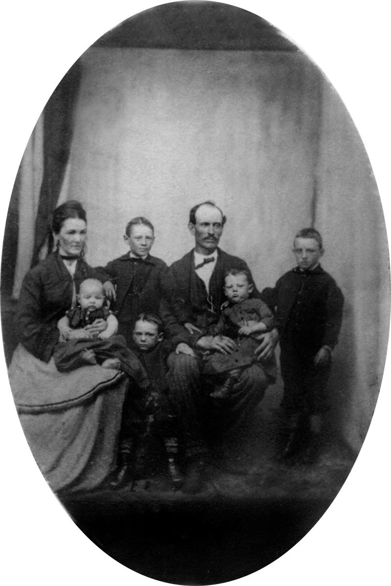 John McGillivray Family. Photo courtesy of the Thunder Bay Museum in Thunder Bay, Ontario, Canada.